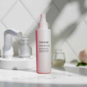 NWOT Onomie Radical Setting Mist - 150ml